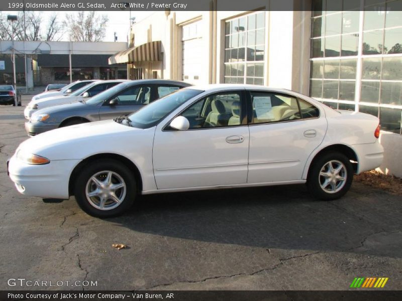 Arctic White / Pewter Gray 1999 Oldsmobile Alero GL Sedan