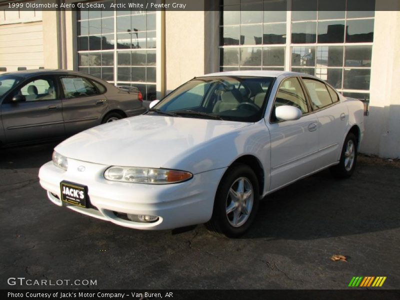 Arctic White / Pewter Gray 1999 Oldsmobile Alero GL Sedan