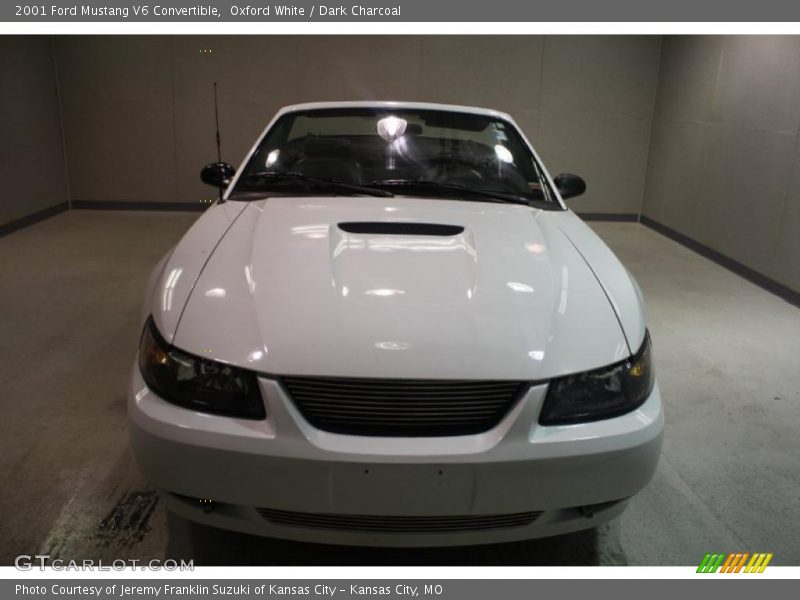 Oxford White / Dark Charcoal 2001 Ford Mustang V6 Convertible