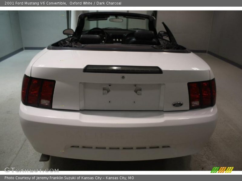 Oxford White / Dark Charcoal 2001 Ford Mustang V6 Convertible