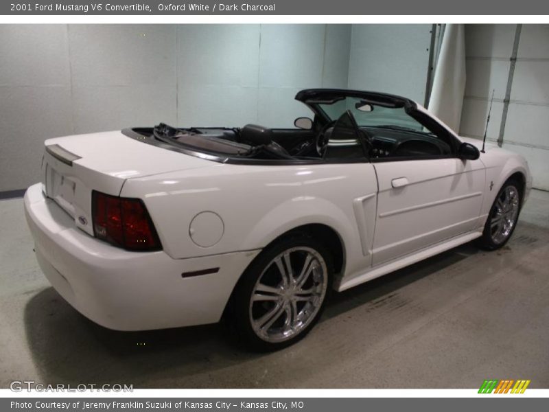 Oxford White / Dark Charcoal 2001 Ford Mustang V6 Convertible