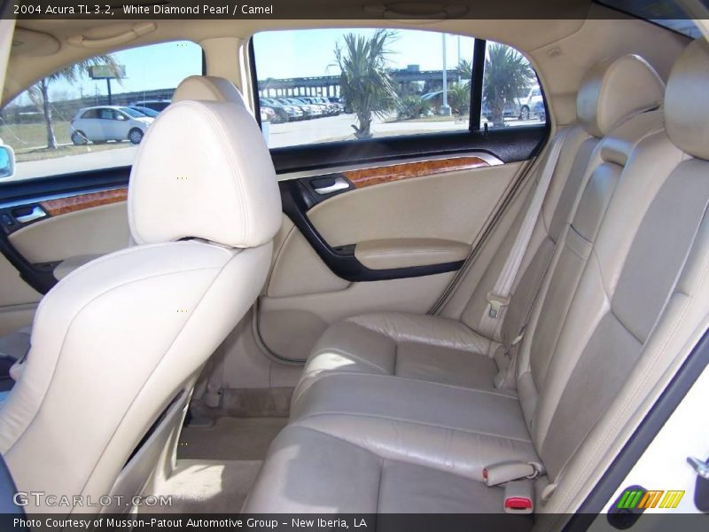 White Diamond Pearl / Camel 2004 Acura TL 3.2