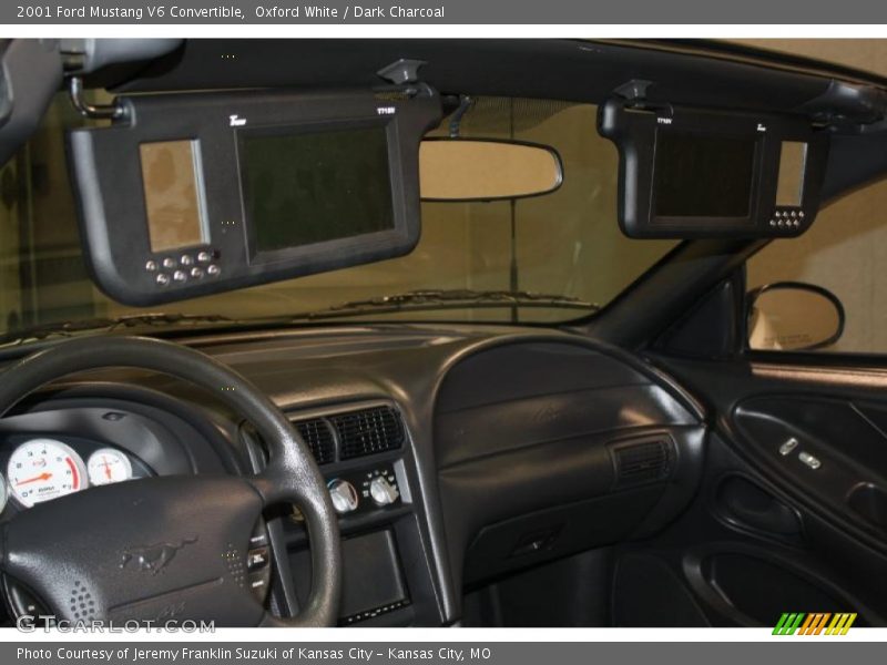 Oxford White / Dark Charcoal 2001 Ford Mustang V6 Convertible