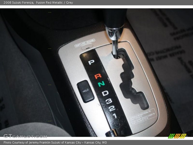 Fusion Red Metallic / Grey 2008 Suzuki Forenza