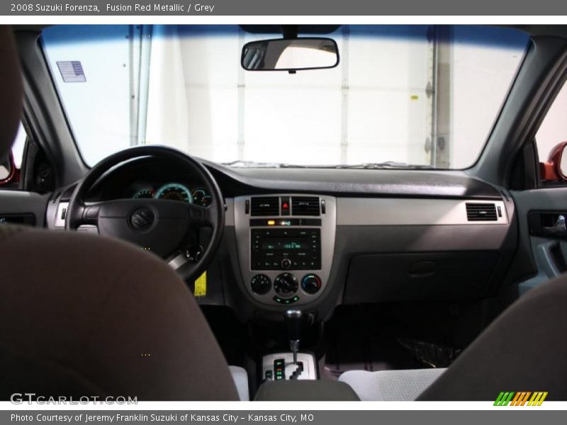 Fusion Red Metallic / Grey 2008 Suzuki Forenza