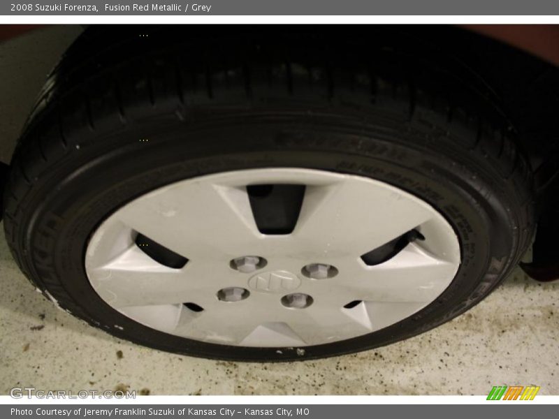 Fusion Red Metallic / Grey 2008 Suzuki Forenza