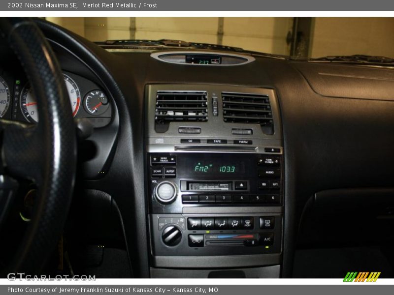 Merlot Red Metallic / Frost 2002 Nissan Maxima SE
