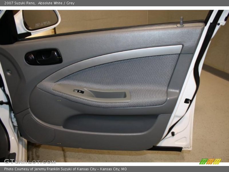 Absolute White / Grey 2007 Suzuki Reno