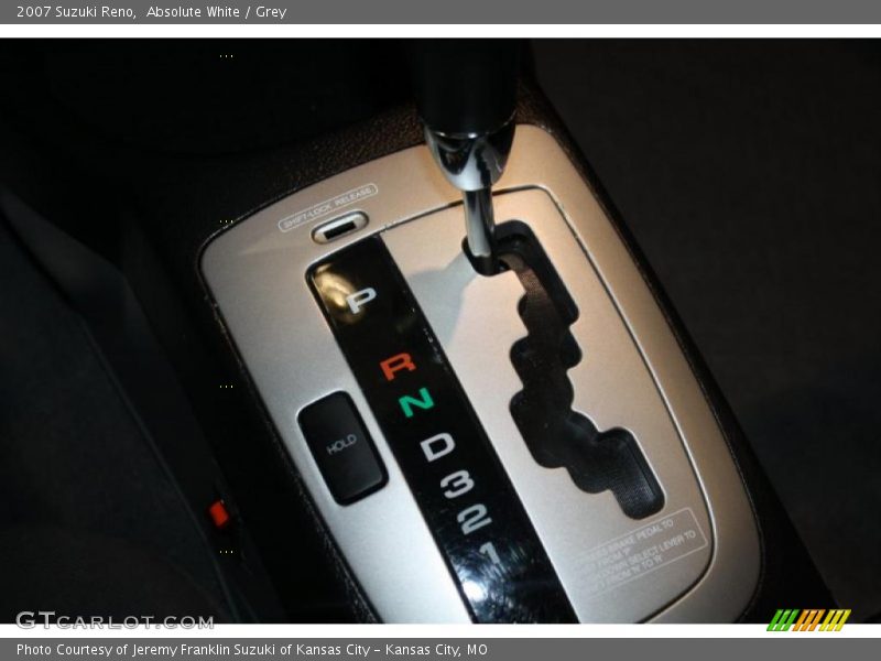 Absolute White / Grey 2007 Suzuki Reno