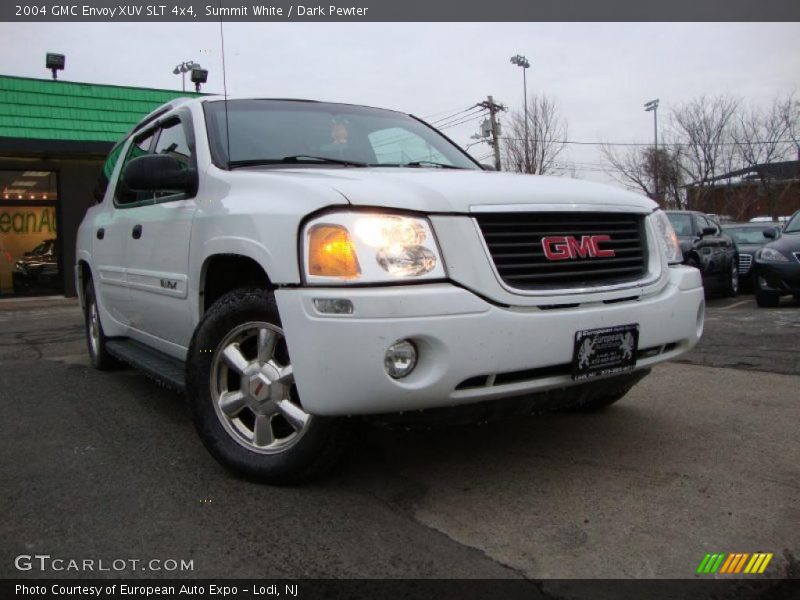 Summit White / Dark Pewter 2004 GMC Envoy XUV SLT 4x4