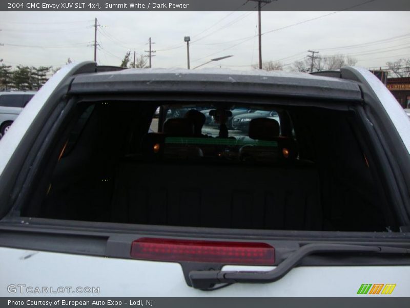 Summit White / Dark Pewter 2004 GMC Envoy XUV SLT 4x4