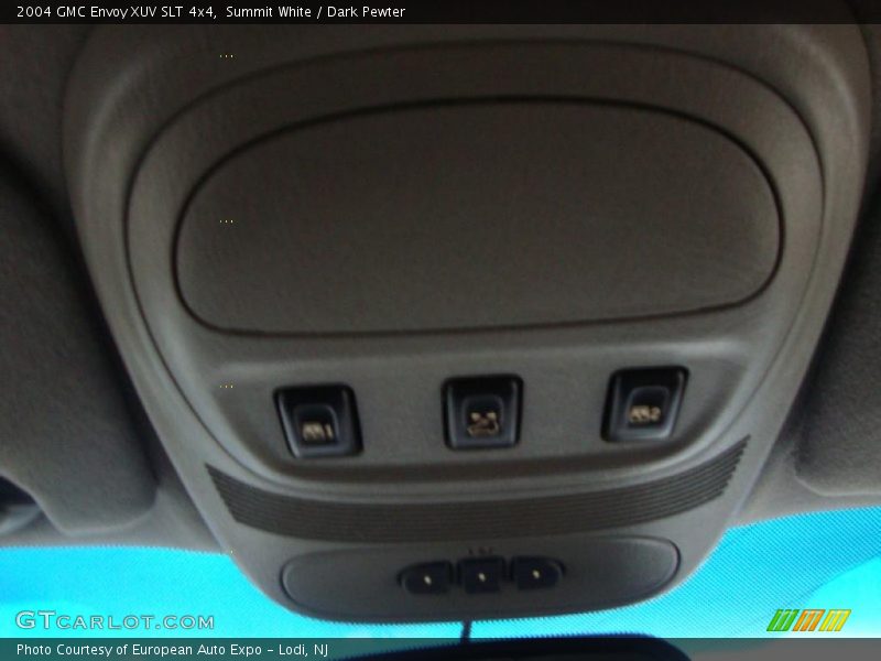 Summit White / Dark Pewter 2004 GMC Envoy XUV SLT 4x4