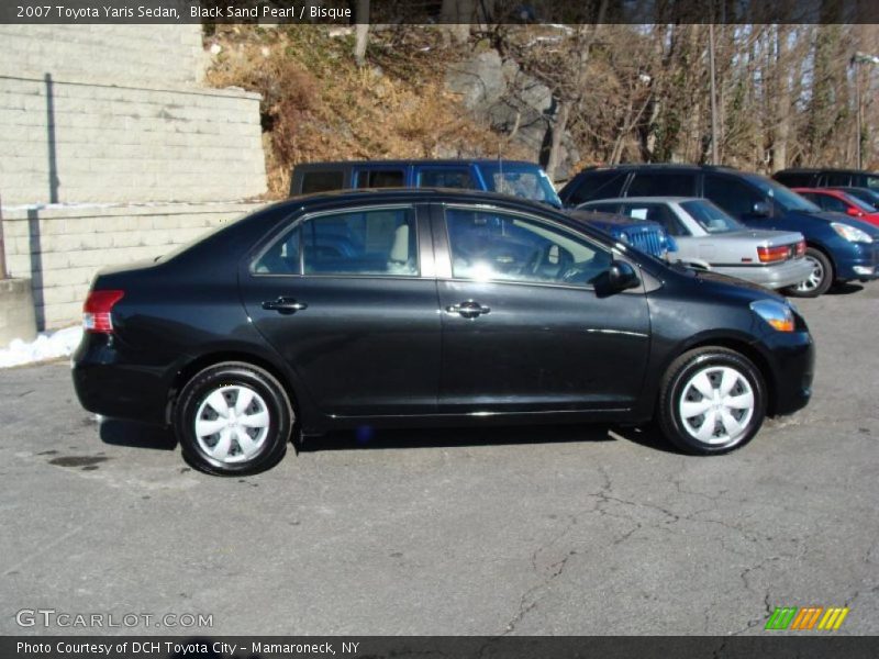 Black Sand Pearl / Bisque 2007 Toyota Yaris Sedan
