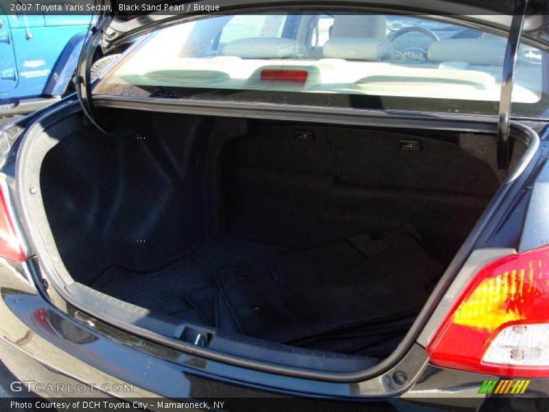 Black Sand Pearl / Bisque 2007 Toyota Yaris Sedan