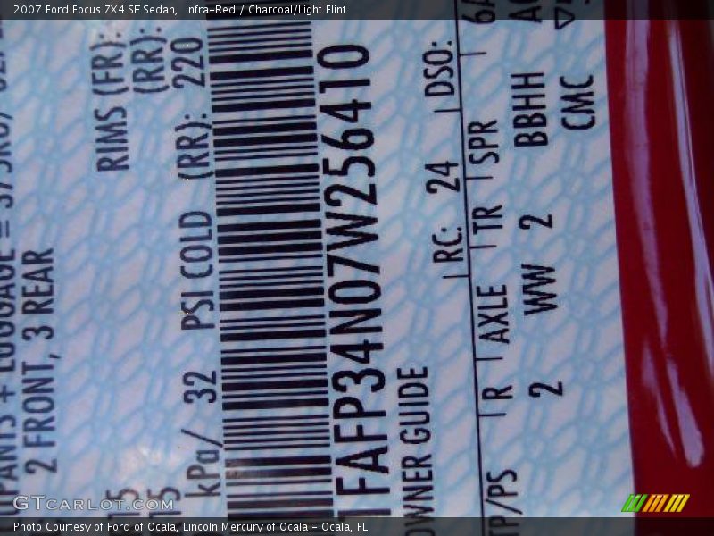 Infra-Red / Charcoal/Light Flint 2007 Ford Focus ZX4 SE Sedan