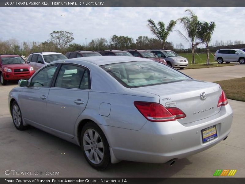 Titanium Metallic / Light Gray 2007 Toyota Avalon XLS