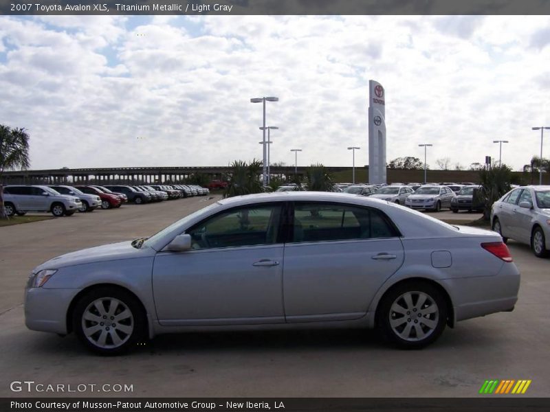 Titanium Metallic / Light Gray 2007 Toyota Avalon XLS