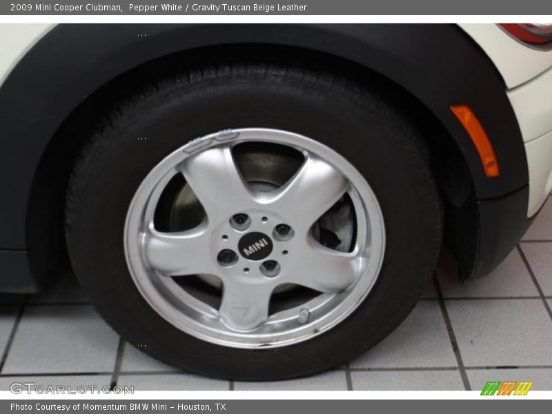 Pepper White / Gravity Tuscan Beige Leather 2009 Mini Cooper Clubman