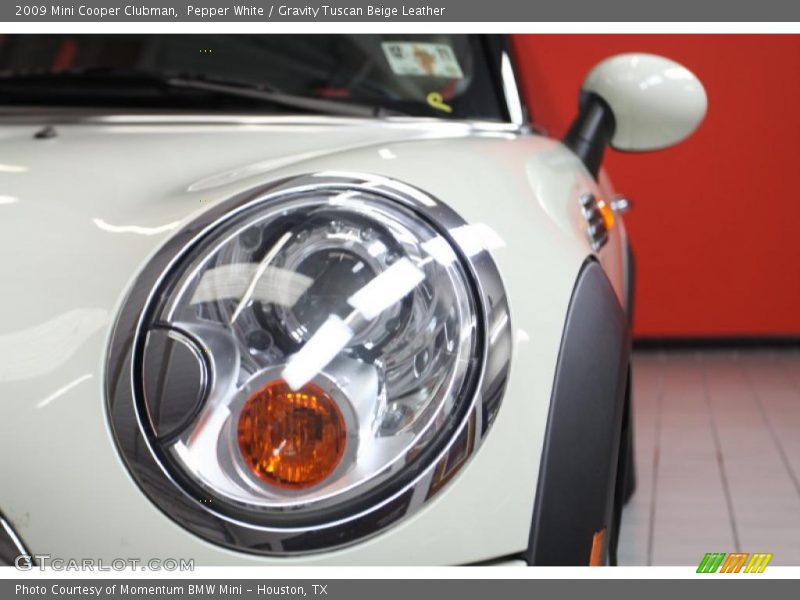 Pepper White / Gravity Tuscan Beige Leather 2009 Mini Cooper Clubman