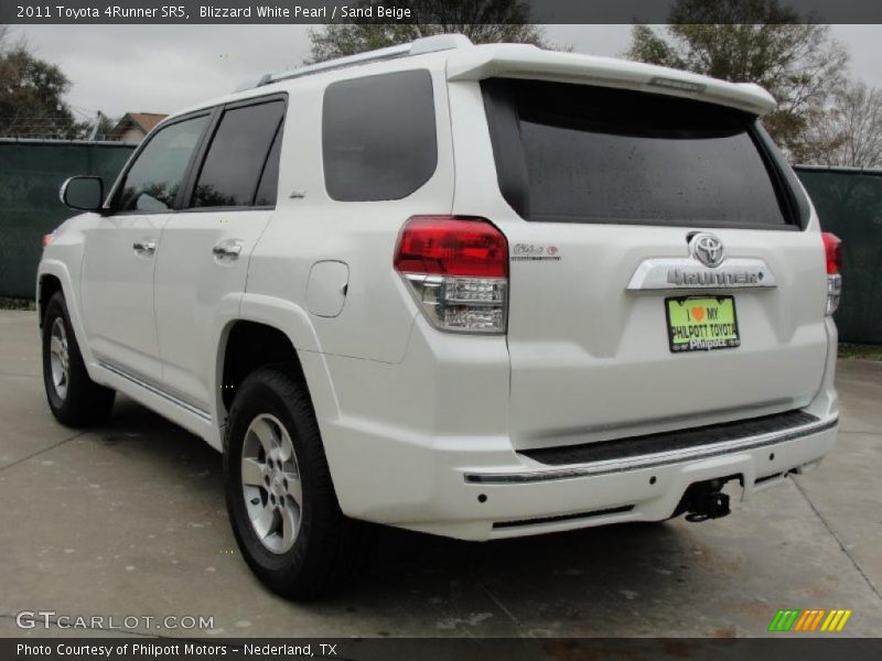 Blizzard White Pearl / Sand Beige 2011 Toyota 4Runner SR5