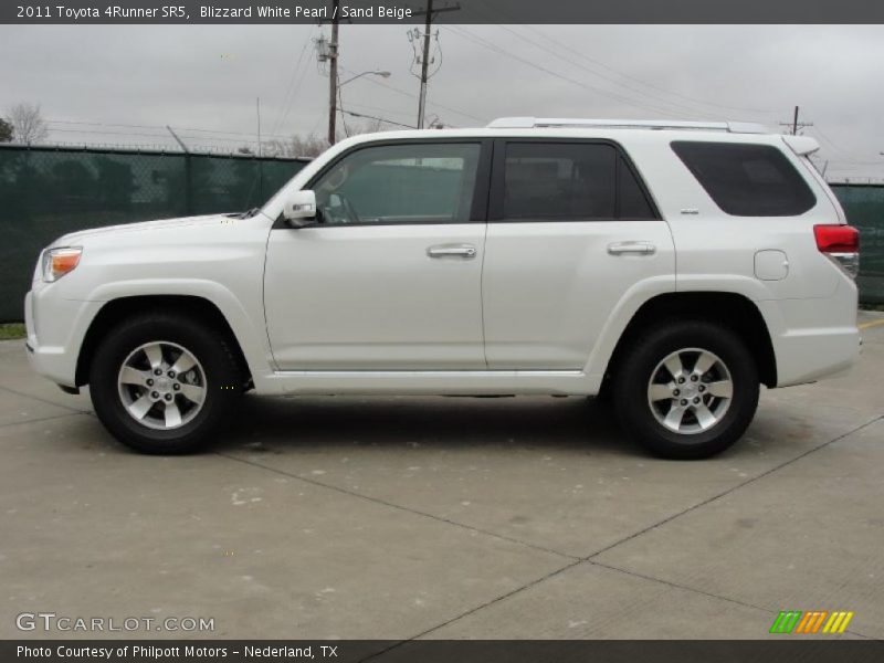 Blizzard White Pearl / Sand Beige 2011 Toyota 4Runner SR5