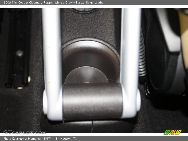 Pepper White / Gravity Tuscan Beige Leather 2009 Mini Cooper Clubman