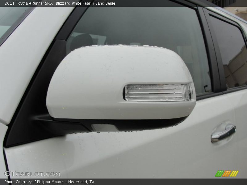 Blizzard White Pearl / Sand Beige 2011 Toyota 4Runner SR5
