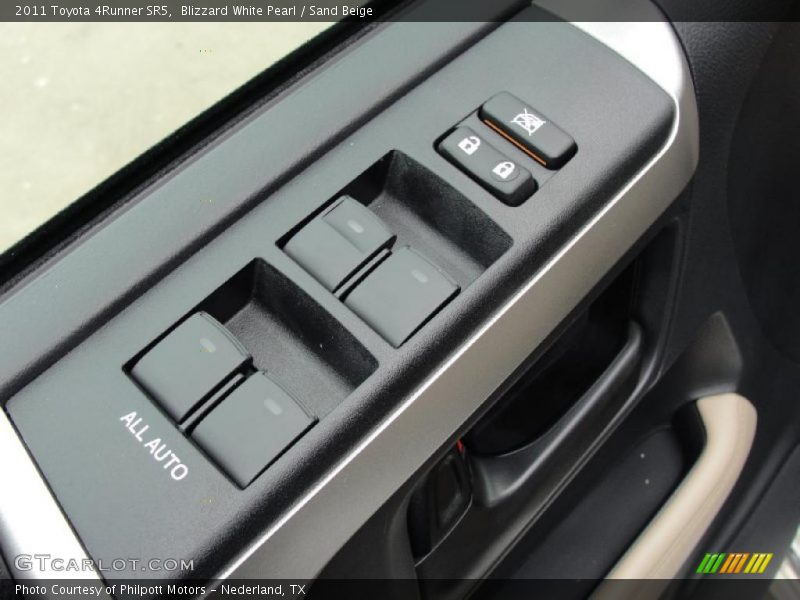 Blizzard White Pearl / Sand Beige 2011 Toyota 4Runner SR5