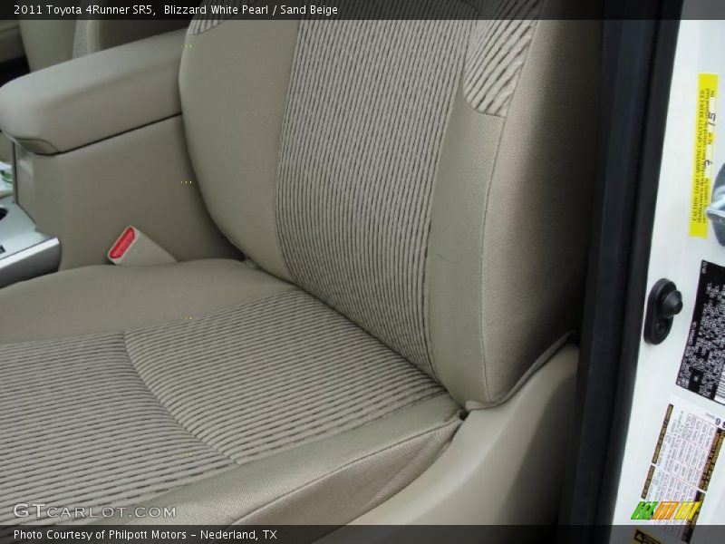 Blizzard White Pearl / Sand Beige 2011 Toyota 4Runner SR5