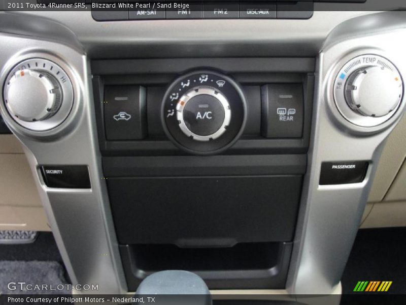 Blizzard White Pearl / Sand Beige 2011 Toyota 4Runner SR5