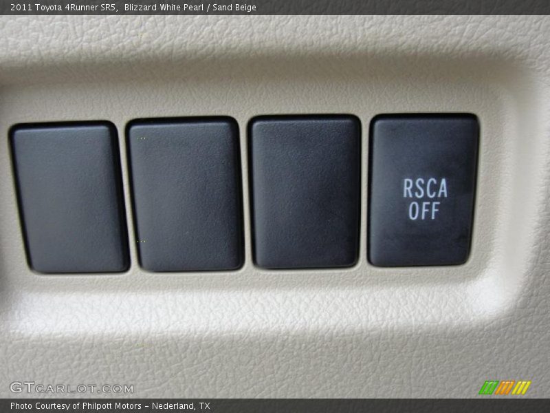 Blizzard White Pearl / Sand Beige 2011 Toyota 4Runner SR5