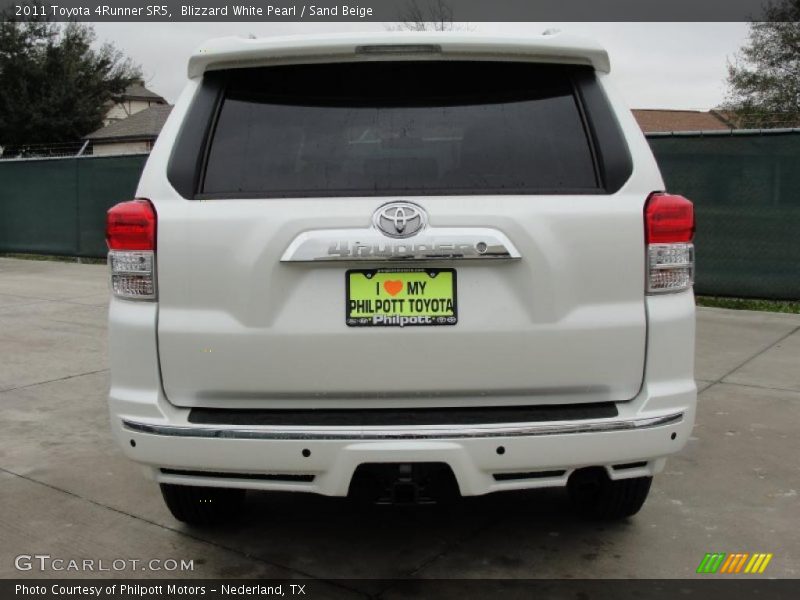 Blizzard White Pearl / Sand Beige 2011 Toyota 4Runner SR5
