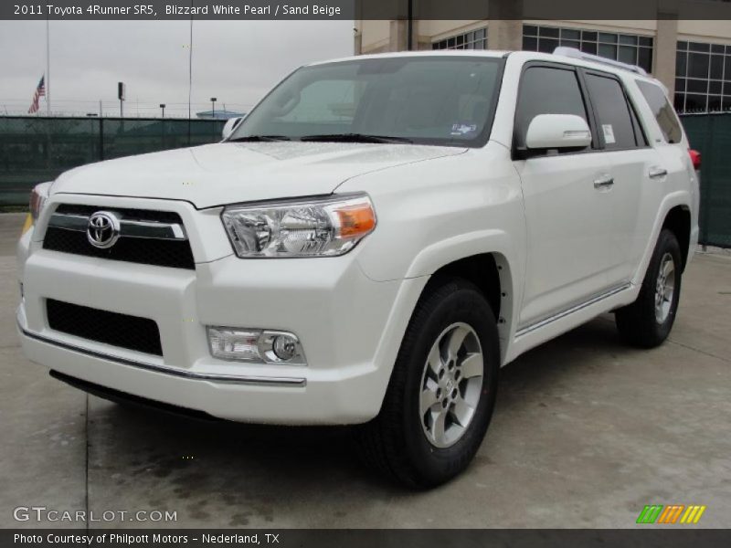 Blizzard White Pearl / Sand Beige 2011 Toyota 4Runner SR5