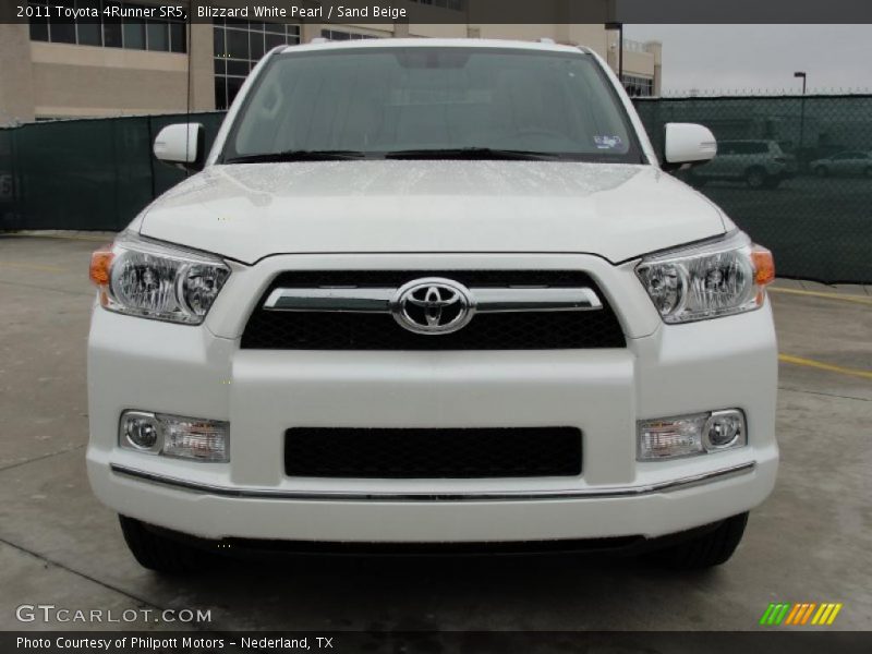Blizzard White Pearl / Sand Beige 2011 Toyota 4Runner SR5