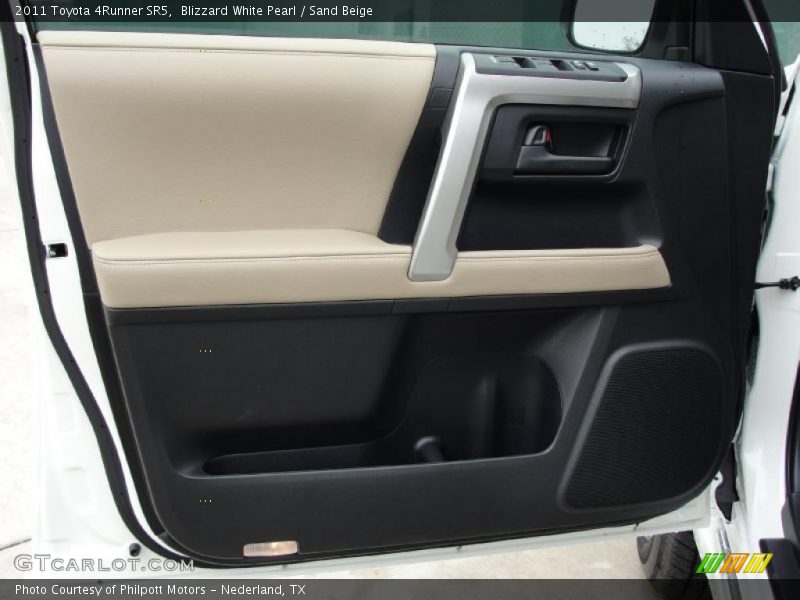 Blizzard White Pearl / Sand Beige 2011 Toyota 4Runner SR5