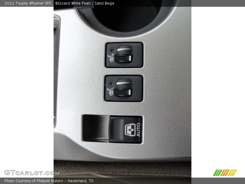 Blizzard White Pearl / Sand Beige 2011 Toyota 4Runner SR5