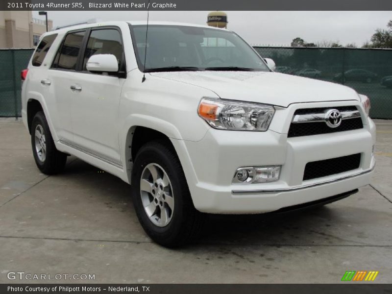 Blizzard White Pearl / Graphite 2011 Toyota 4Runner SR5