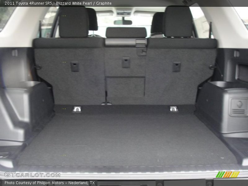 Blizzard White Pearl / Graphite 2011 Toyota 4Runner SR5
