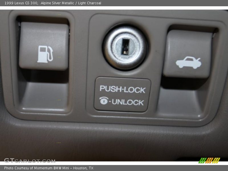 Alpine Silver Metallic / Light Charcoal 1999 Lexus GS 300