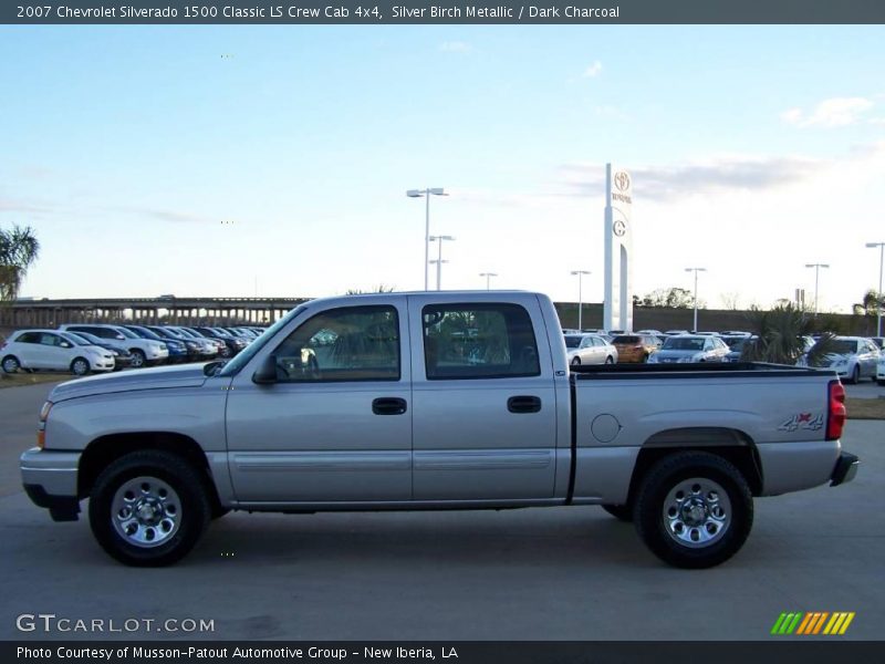 Silver Birch Metallic / Dark Charcoal 2007 Chevrolet Silverado 1500 Classic LS Crew Cab 4x4