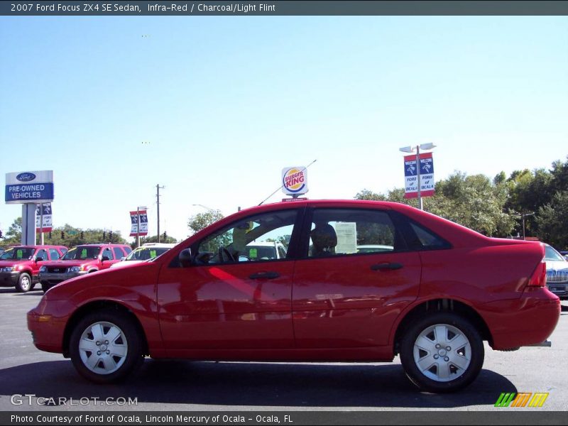 Infra-Red / Charcoal/Light Flint 2007 Ford Focus ZX4 SE Sedan