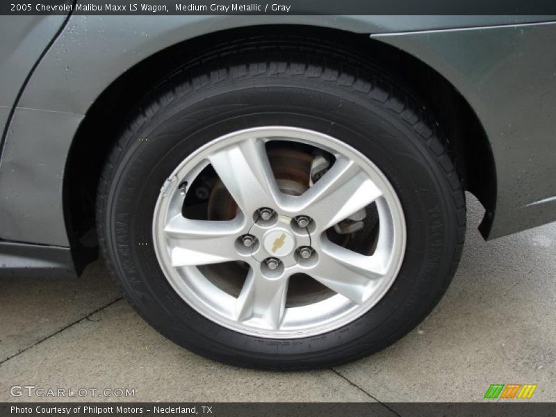  2005 Malibu Maxx LS Wagon Wheel