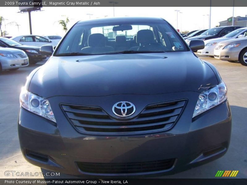 Magnetic Gray Metallic / Ash 2009 Toyota Camry LE