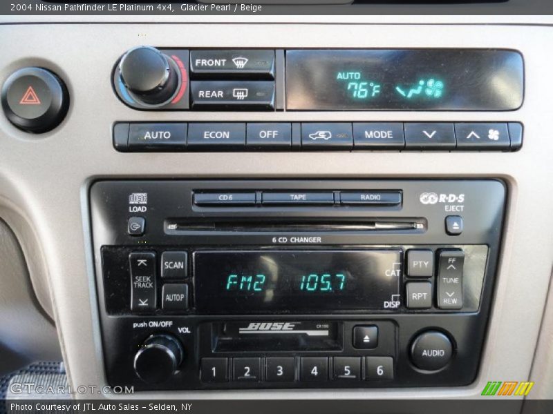 Glacier Pearl / Beige 2004 Nissan Pathfinder LE Platinum 4x4