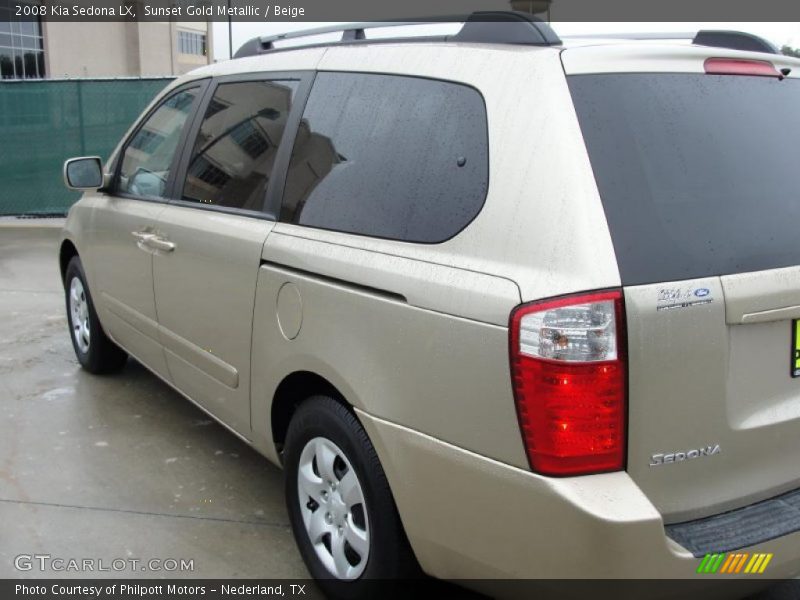 Sunset Gold Metallic / Beige 2008 Kia Sedona LX