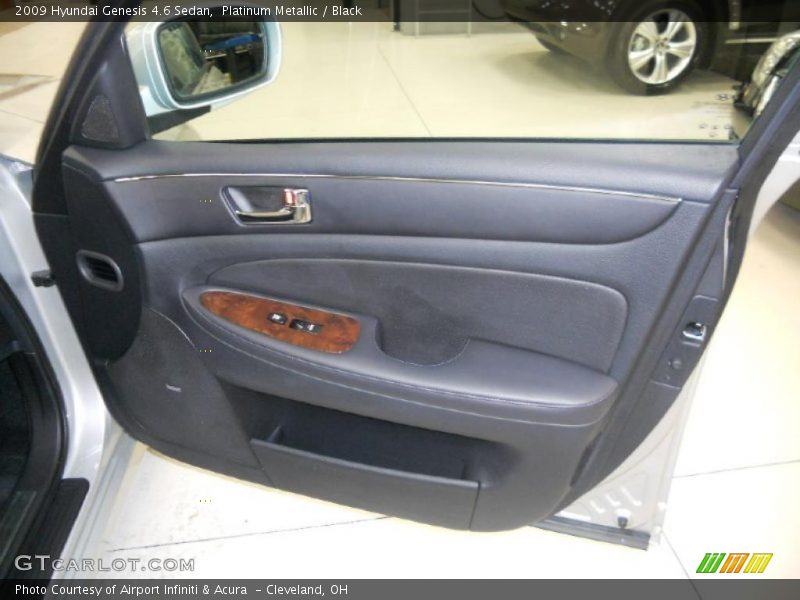 Platinum Metallic / Black 2009 Hyundai Genesis 4.6 Sedan