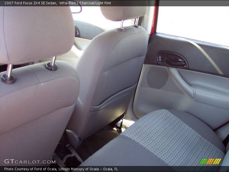 Infra-Red / Charcoal/Light Flint 2007 Ford Focus ZX4 SE Sedan