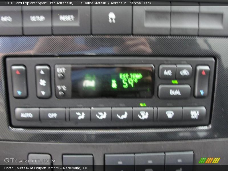 Controls of 2010 Explorer Sport Trac Adrenalin