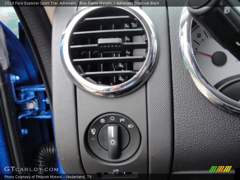 Controls of 2010 Explorer Sport Trac Adrenalin