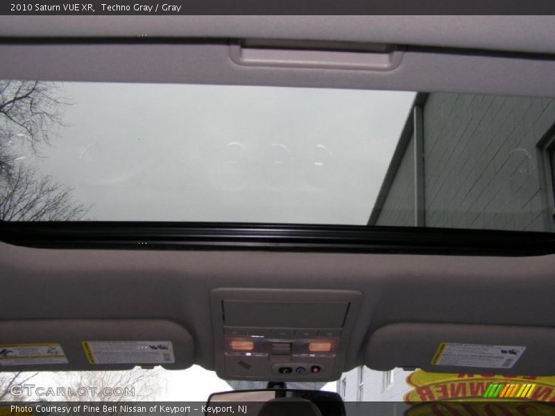 Techno Gray / Gray 2010 Saturn VUE XR